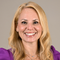 Photo of Dr. Holly Bauser-Heaton, MD