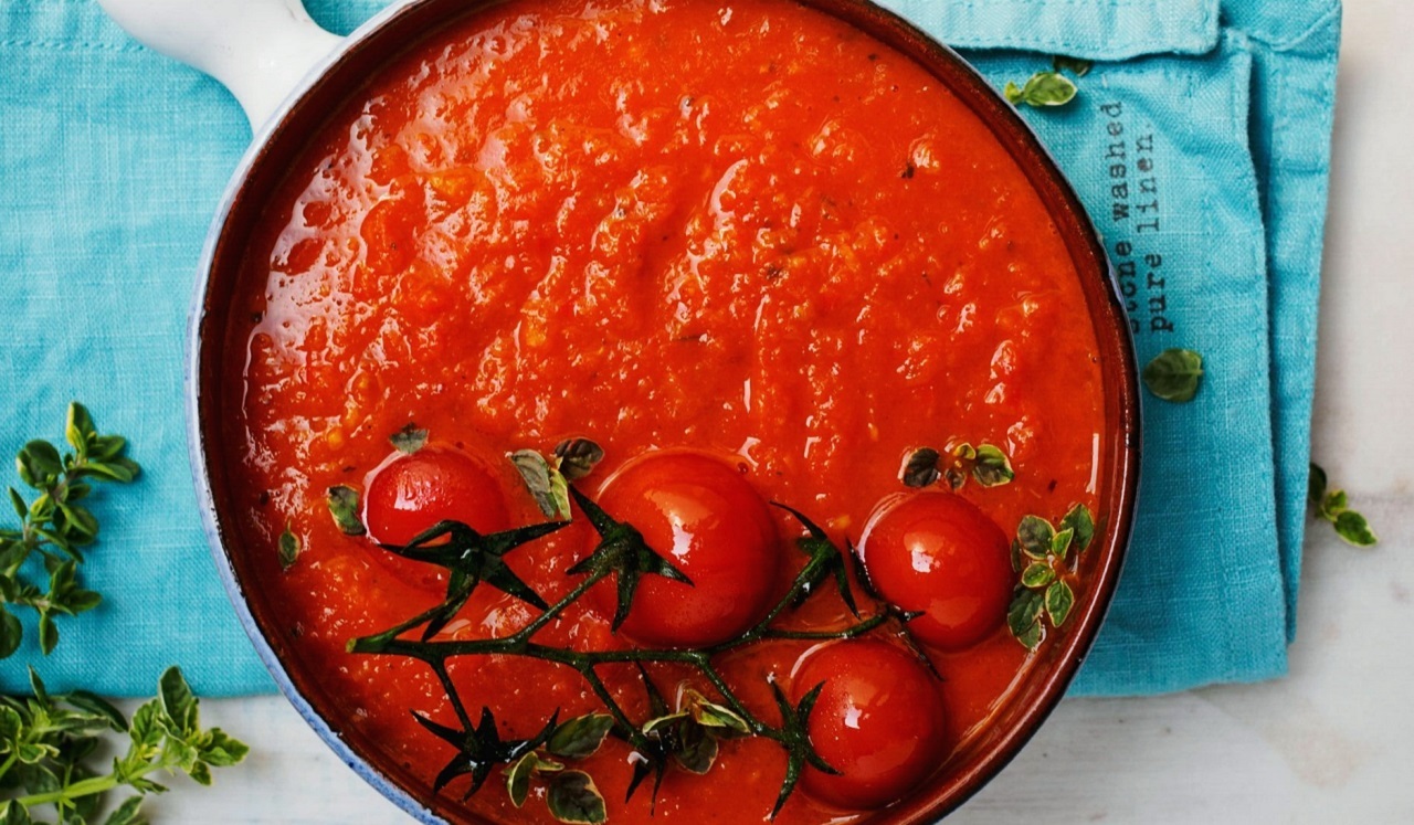 A bowl of vibrant Pomodoro sauce.