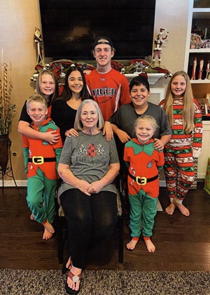 Linda Marsters & Grandchildren